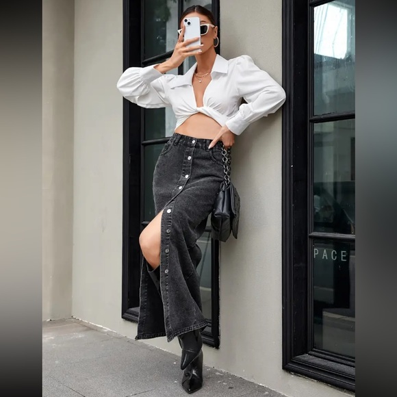 🖤NWOT ASOS Button-Up Denim Midi Skirt in Dark Grey 🖤 - Picture 3 of 7